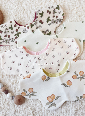 韩版婴儿双面带口水巾宝宝纯棉围嘴新生儿防吐奶围兜可旋转0-3岁