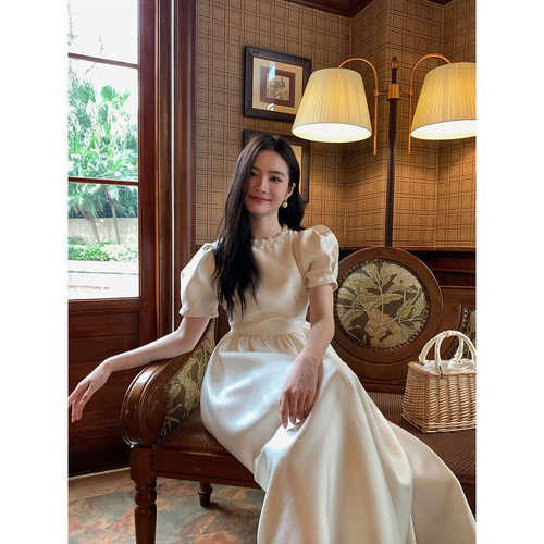 诠释美NEW OPEN网红爆款法式名媛缎面连衣裙女收腰气质长裙82105