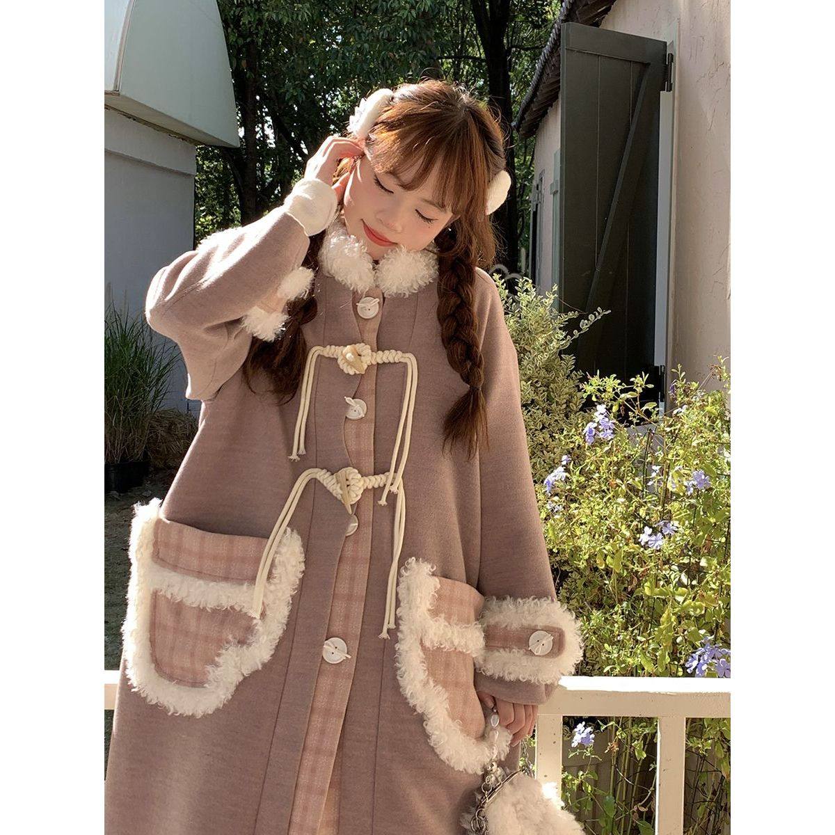 日系甜美拼接毛绒呢子大衣女2025冬季新款小众可爱小个子毛呢外套