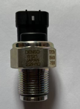 89458-71011适用于丰田avensis rav4燃油轨高压传感器