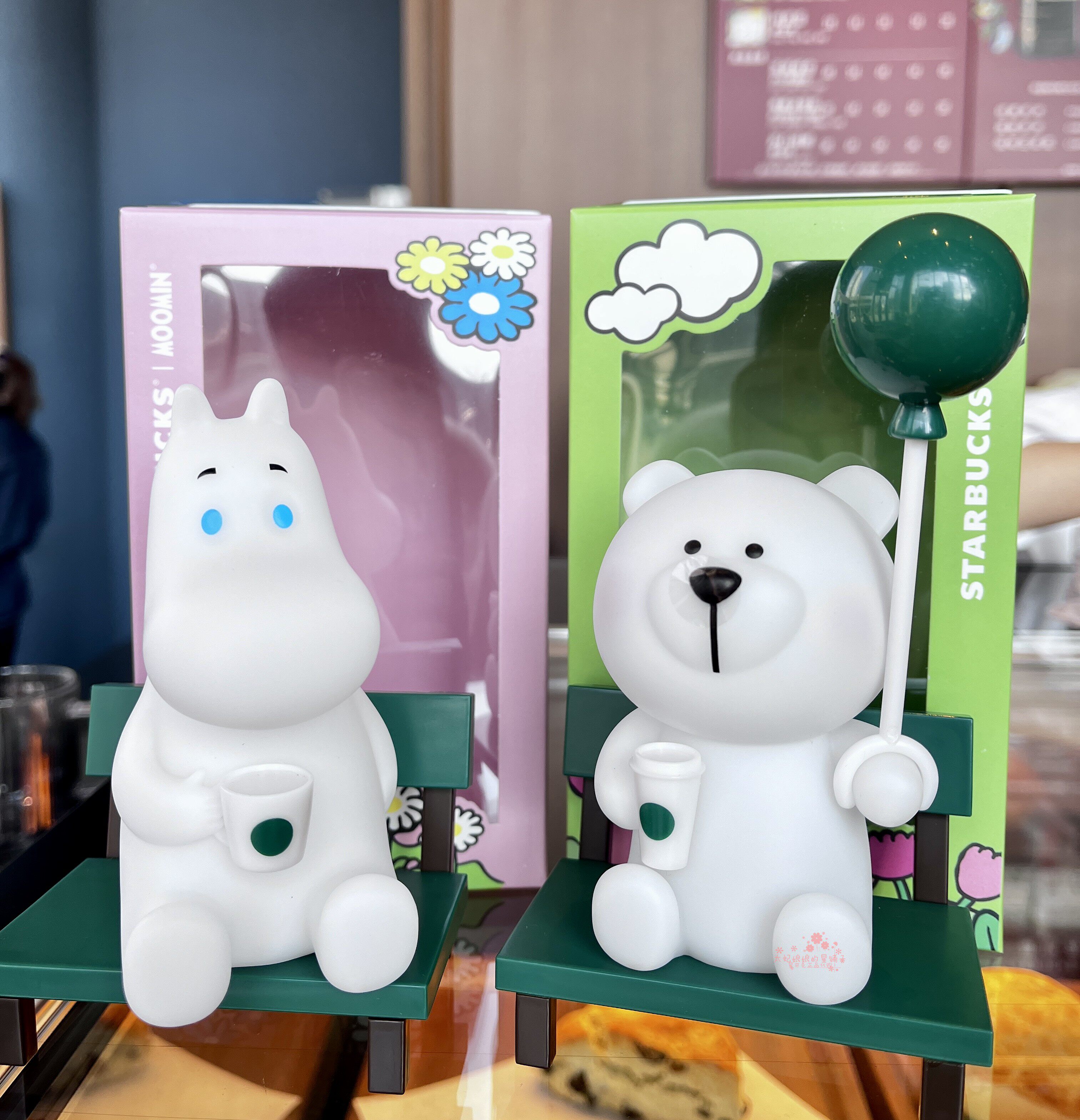 星巴克姆明联名mini迷你拍拍灯小夜灯小熊可爱桌面摆件纽扣电池