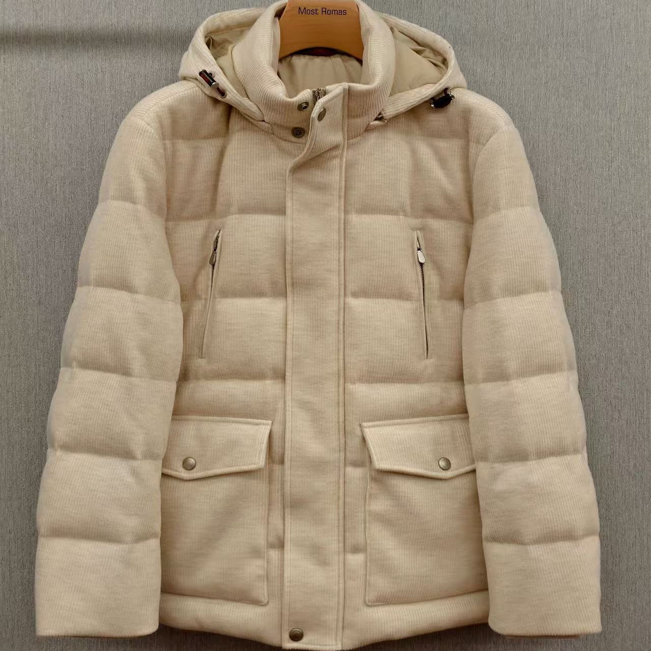 2025冬季男款连帽羽绒服