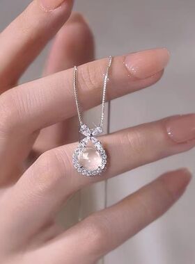 999足银冰透蝴蝶结项链 温妮公主轻奢高级锁骨链送闺蜜生日礼物