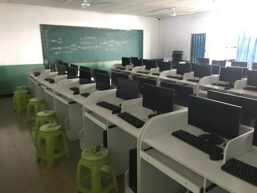 4月29日达州市泵业公司园区的所有设备及物品网络拍卖公告