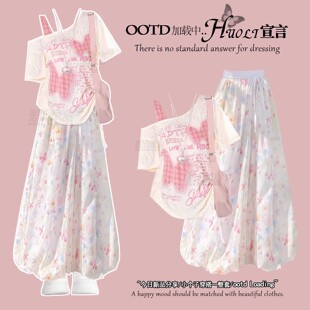 艺术生明媚夏季穿搭多巴胺碎花连衣裙子女2026超火夏装一整套衣服