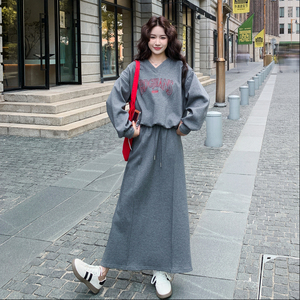 【现货】减龄刺绣V领卫衣半身裙套装B001-8316-P175控258图片
