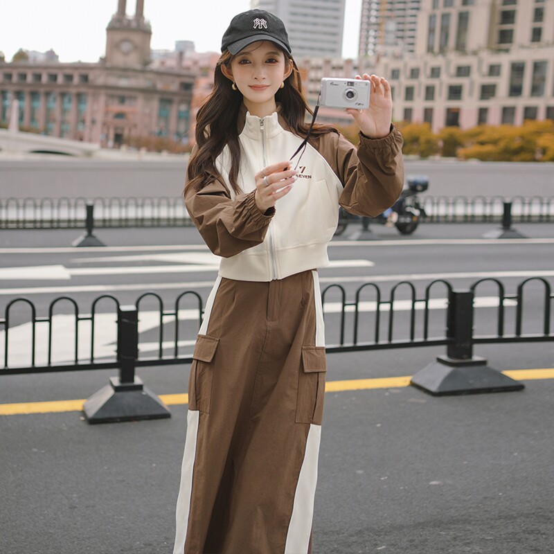 美拉德穿搭休闲运动卫衣套装女春秋2025新款高级感工装长裙两件套,女装套装/套裙,依依服饰