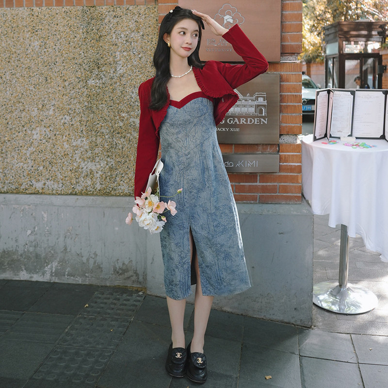 法式短款开衫叠穿吊带连衣裙女春秋2025超火好看独特漂亮两件套装,女装套装/套裙,依依服饰