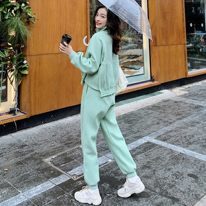 2022新款早春女装薄荷绿套装盐系两件套 T51-P155控218图片