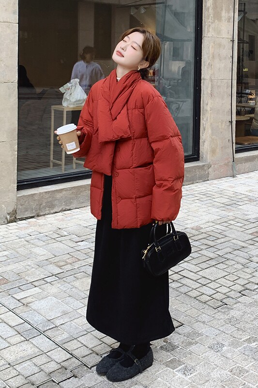韩版气质红色圆领加厚羽绒服女2025年冬季新款显瘦保暖白鸭绒外套,女装羽绒服,依依服饰
