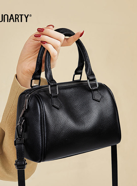 真皮波士顿枕头包包女式2025新款斜挎包黑色时尚高级感软皮手提包