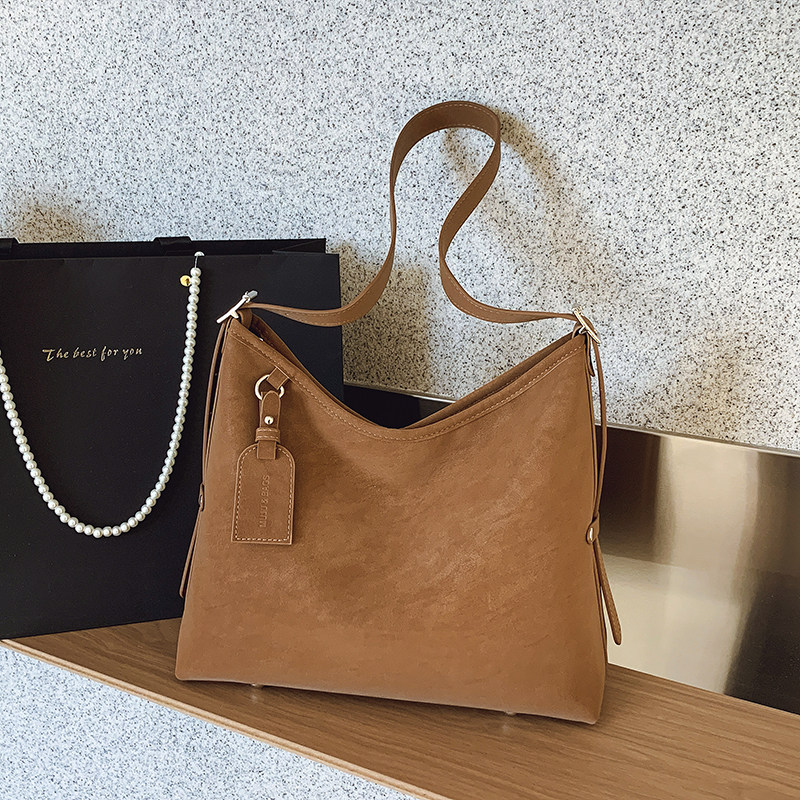 美拉德复古包包女式2025新款超火小众通勤托特包大容量单肩斜挎包,箱包皮具/热销女包/男包,通用款女包,淘宝优惠券,粉丝福利购,淘宝优惠卷