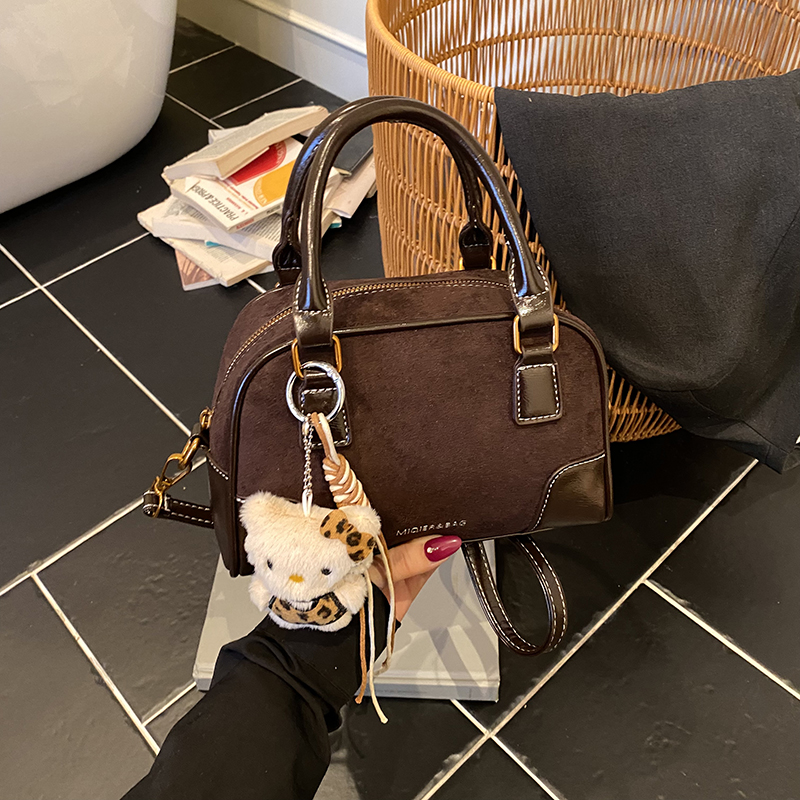 LAOYJA秋冬季时尚简约手提枕头包