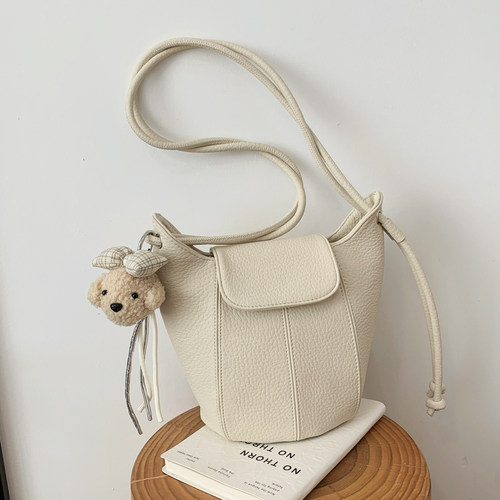 LAOYJA高级感小众超火南瓜水桶包