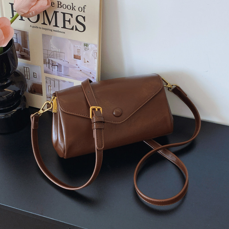 超火小包包女式2025新款小众复古简约枕头包高级感百搭单肩斜挎包,箱包皮具/热销女包/男包,通用款女包,淘宝优惠券,粉丝福利购,淘宝优惠卷