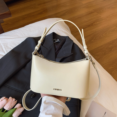 LAOYJA高级感小众洋气简约饺子包