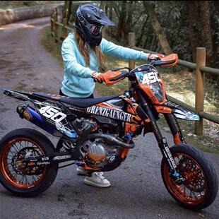 二手波速尔奸一250CC山地越野M5华阳T4克维斯林道拉力高赛摩托车