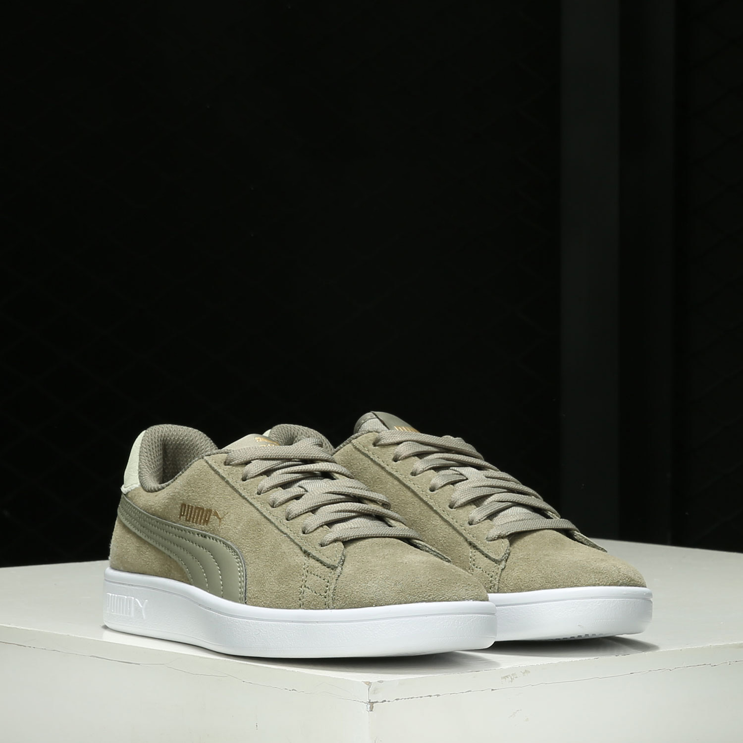 PUMA新款运动休闲低帮板鞋