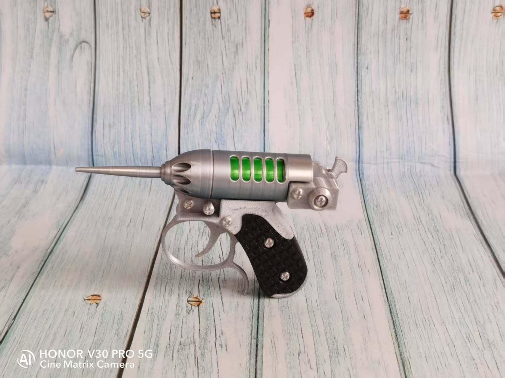 黑衣人电影吵闹小蟋蟀模型影视道具cos道具桌面摆件收藏品,模玩/动漫/周边/娃圈三坑/桌游,其他模型,淘宝优惠券,粉丝福利购,淘宝优惠卷