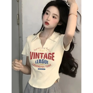 上衣修身 美式 甜辣收腰弧形下摆短款 复古v领正肩短袖 显瘦 t恤女夏季