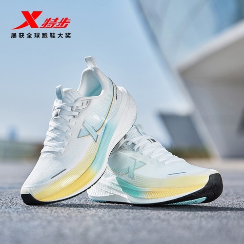 特步鲲鹏2代跑步鞋减震回弹