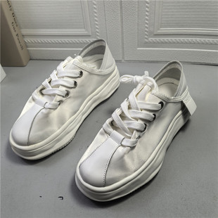 超轻运动鞋 女系带圆头百搭轻便小白鞋 处理白色厚底休闲板鞋 断码