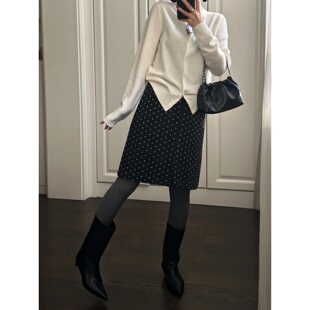 微胖mm黑色波点半身裙女夏季 miu系穿搭a字小个子中裙直筒短裙 新款