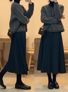黑色毛呢半身裙女春季2026新款高腰a字大码显瘦中长款大摆伞裙子