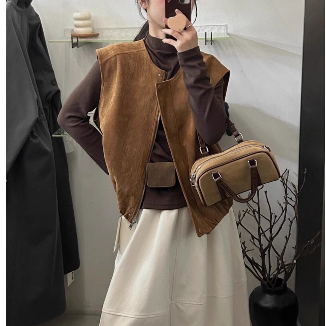 美拉德麂皮绒复古叠穿马甲背心女士大码胖mm秋冬圆领宽松马夹外套