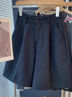 深灰色气质高腰显瘦毛呢短裤女春季新款时尚百搭直筒裤子呢子靴裤