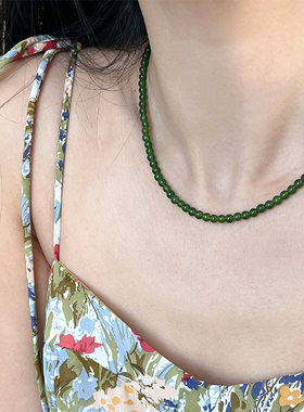 EPUU显白绿色玉髓串珠项链