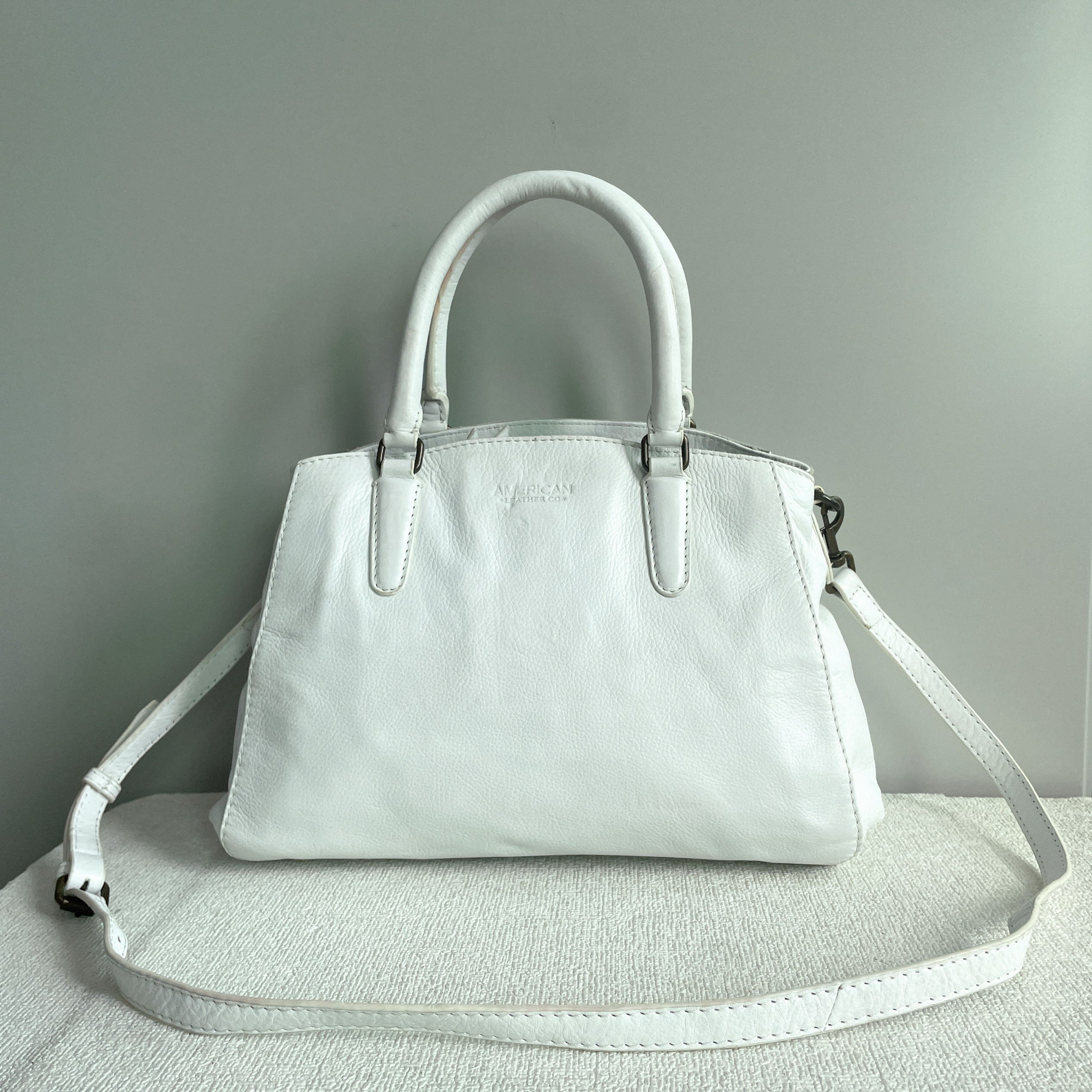 外贸样板包出美国AMERICANLEATHERCO柔软细腻纯牛皮手提斜挎包