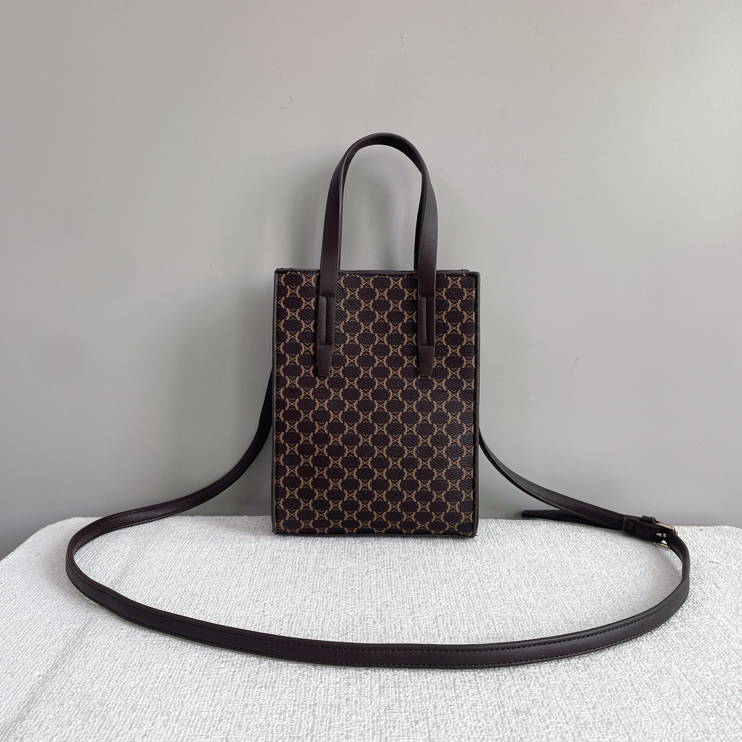 外贸尾货出欧美女士手提竖款托特包斜挎包