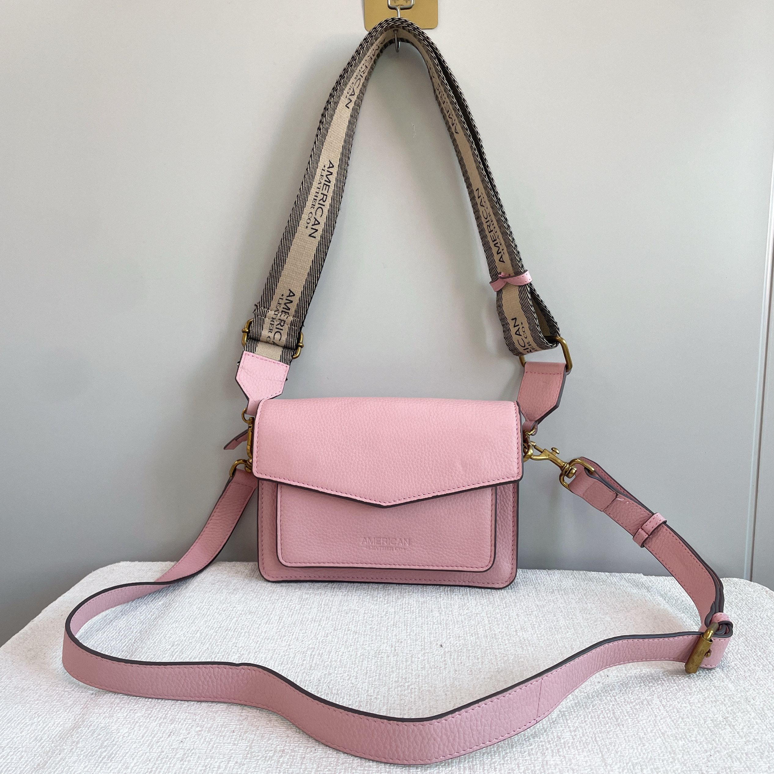 外贸样板包出美国AMERICANLEATHERCO柔软细腻纯牛皮斜挎包