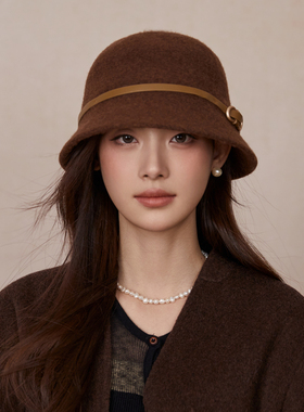 咖啡色羊毛水桶帽女生气质复古