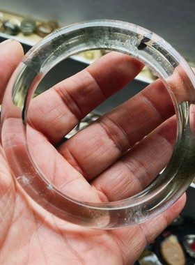 天然绿幽灵原石雕刻手镯圈口62.1条宽12.8重65.9克