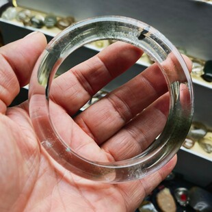 天然绿幽灵原石雕刻手镯圈口62.1条宽12.8重65.9克