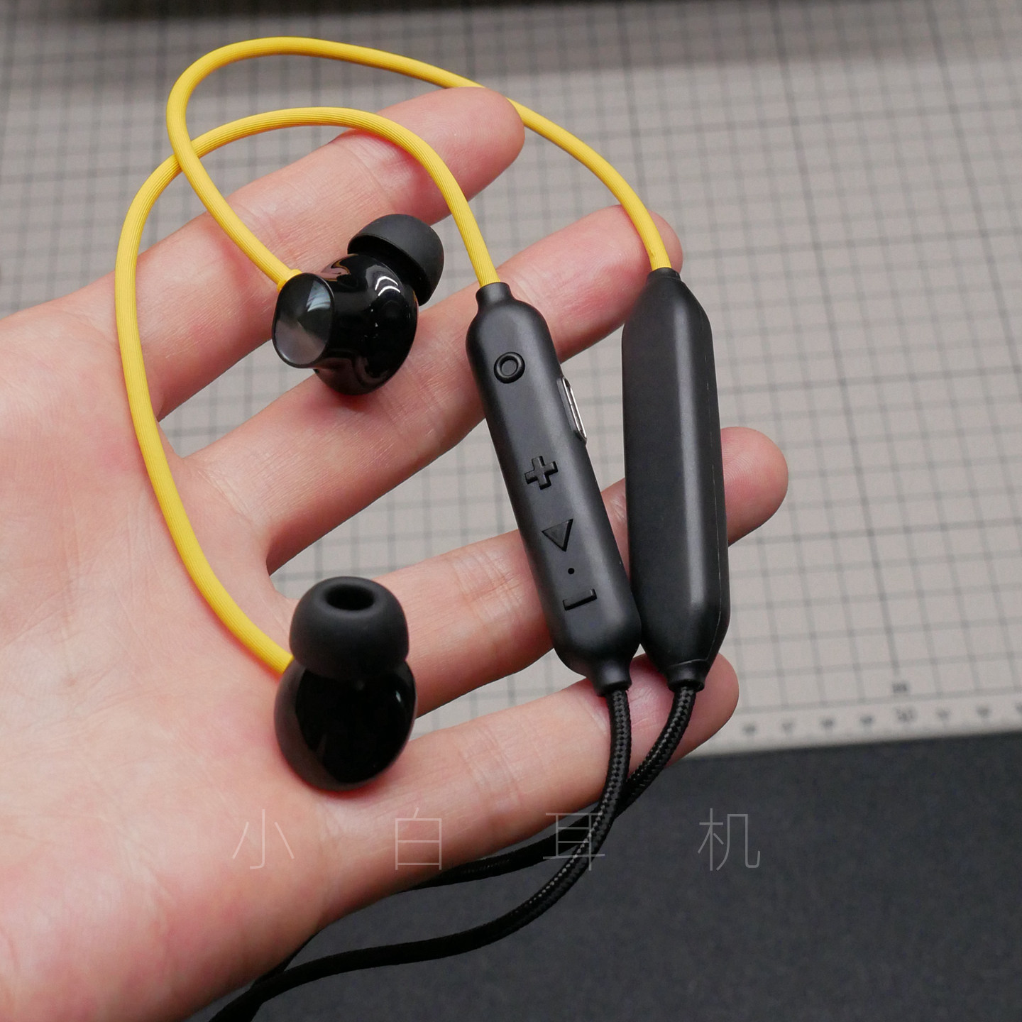 Diy重低音颈挂式蓝牙耳机 入耳式磁吸头AAC解码