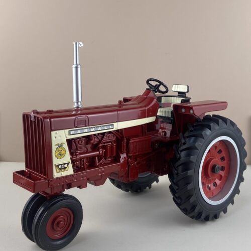 ERTL CASE lH 1:16凯斯FFA版窄头拖拉机806模型FARMALL806 14954