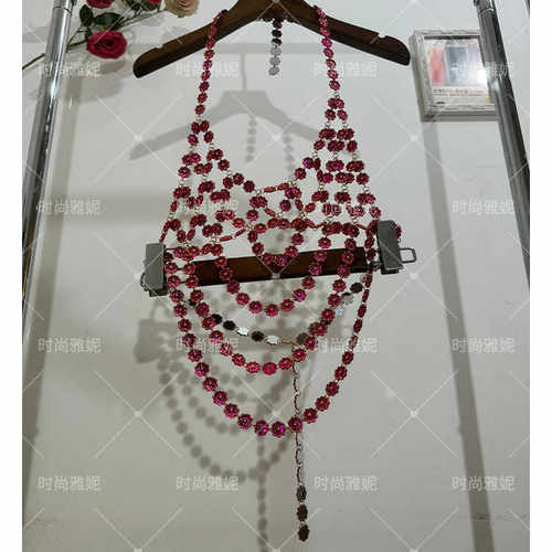 时尚雅妮新款性感现货亚克力花朵身体链外穿胸饰打底上衣挂脖披肩