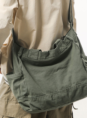 水洗帆布斜挎包男新款潮牌大容量单肩包休闲百搭手提包旅行邮差包