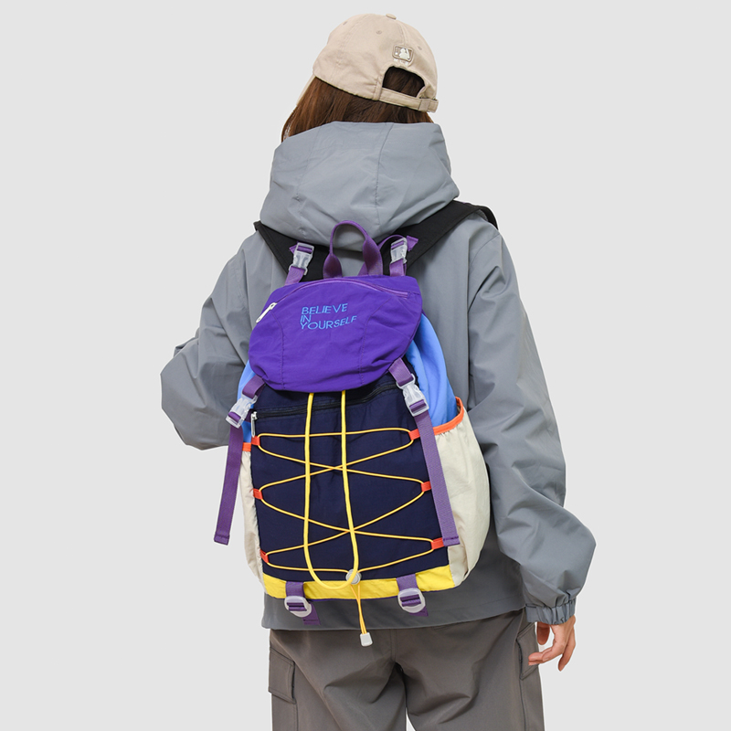 轻量化潮牌双肩包男大容量休闲防水户外旅行登山背包女大学生书包