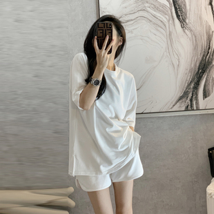 白色运动套装女夏2025新款网红炸街高级感减龄短裤时尚休闲两件套
