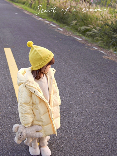 Детский удерживающий тепло пуховик, бархатная удерживающая тепло куртка для девочек, в западном стиле, увеличенная толщина, утиный пух