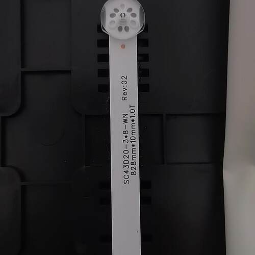 适用组装机43寸灯条SC43D20-3*8-WN灯条3条8灯81长电视机背光源