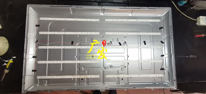 杂牌机明彩MC-20A/5210K灯条200-100-48n06X6-D液晶电视背光灯条