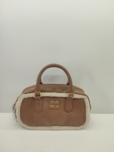 秋冬新款毛毛小香风小方包链条包休闲复古单肩保龄球包