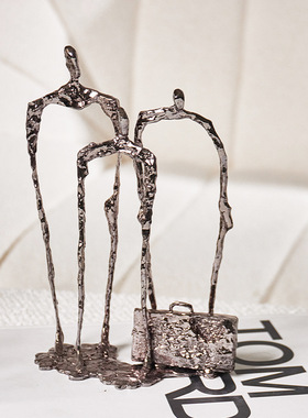 创意艺术金属人物摆件电视柜玄关装饰品样板间售楼处家居饰品软装