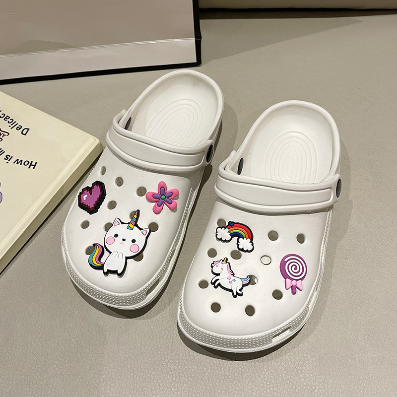 可爱洞洞鞋女夏潮网红风包头鞋少女外穿防滑厚底ins沙滩凉拖鞋ins