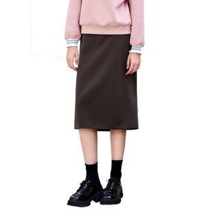 betu百图女装2025年冬季新款高腰显瘦复古绒面开叉中长款半身裙